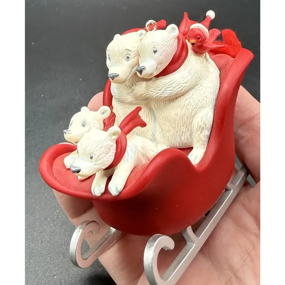 Hallmark Christmas Ornament Musical Sleigh Ride Polar Bears Works No Box Lo16